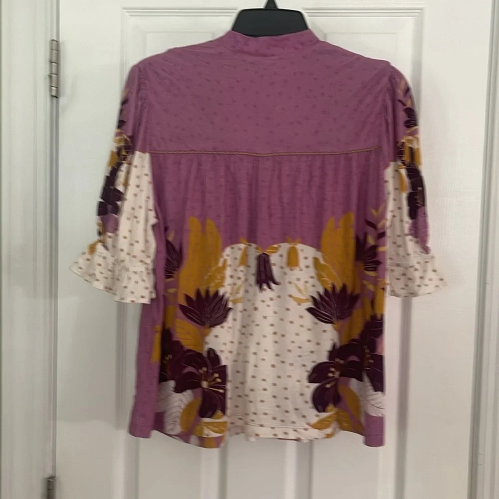 Bl^nk London x Anthropologie Gold Floral V-Neck Top - Picture 2 of 6